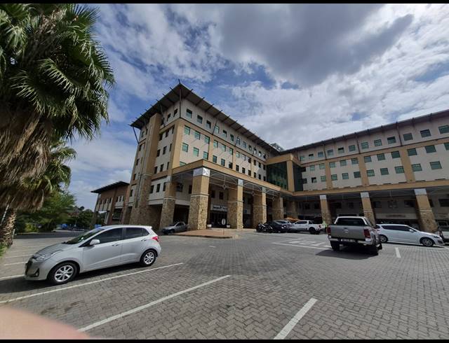 849M² OFFICE TO LET IN SUNNINGHILL